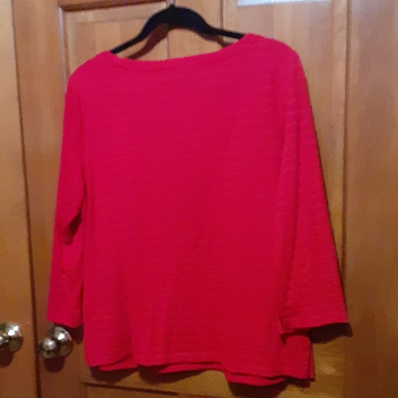 Liz Claiborne Red Pullover Top - Picture 3 of 5